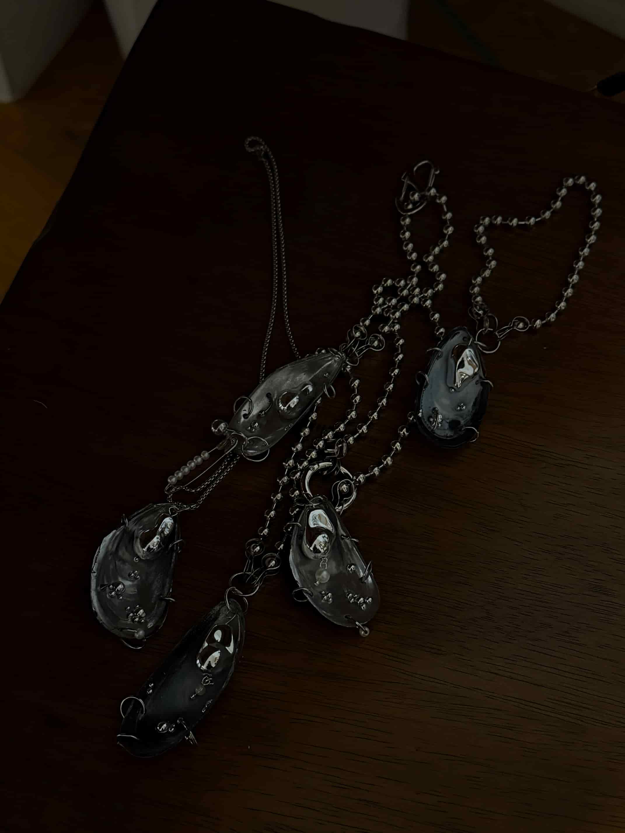 Model image 03
